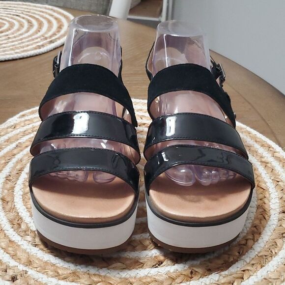 UGG® Women's Braelynn Strappy Sandals Black, Size 9 - Picture 3 of 8